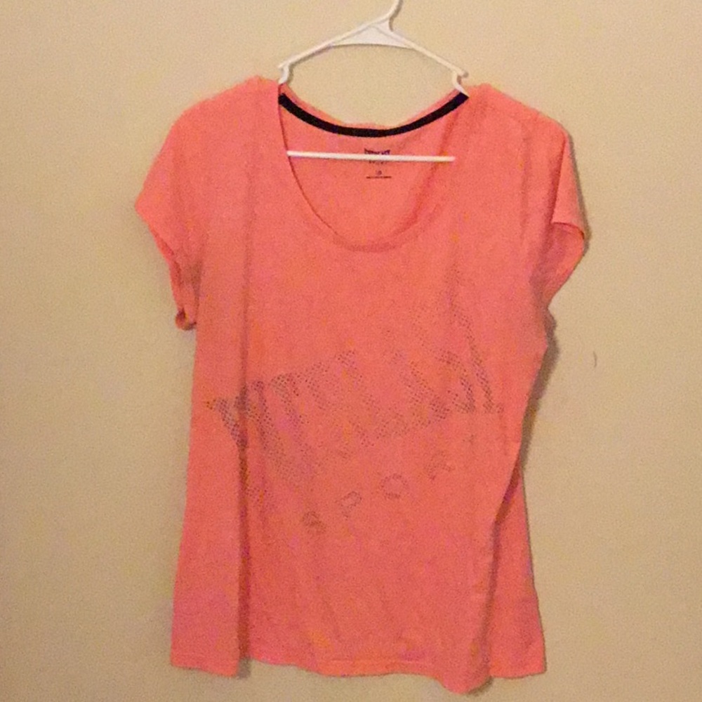 Tee shirt